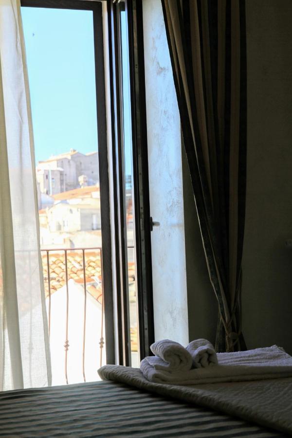 Rooms Dimora Arco - Affitti Brevi Italia Monte Sant'Angelo Exterior photo