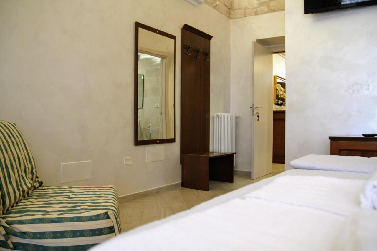 Rooms Dimora Arco - Affitti Brevi Italia Monte Sant'Angelo Exterior photo